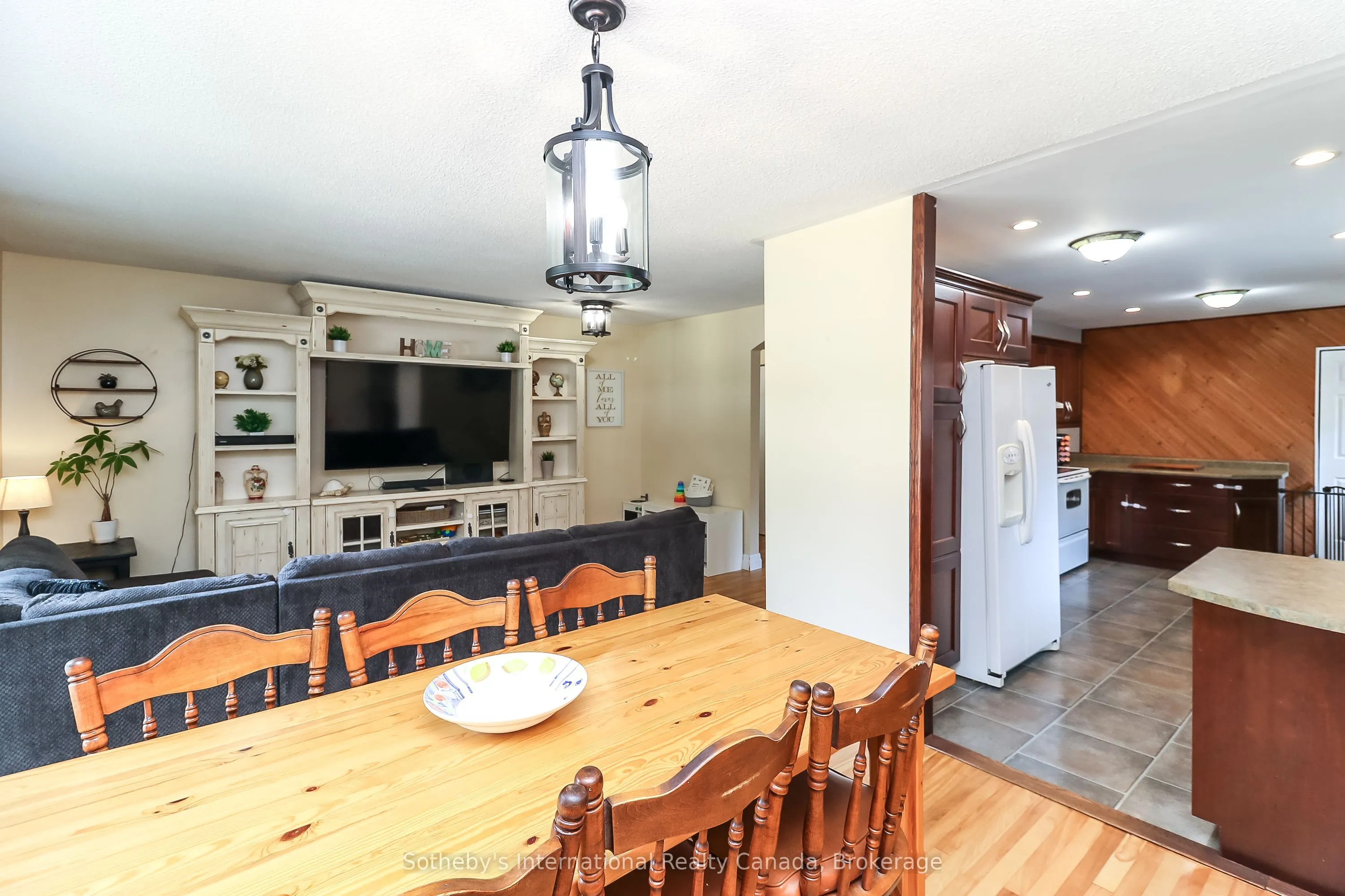 33 Parkwood Drive