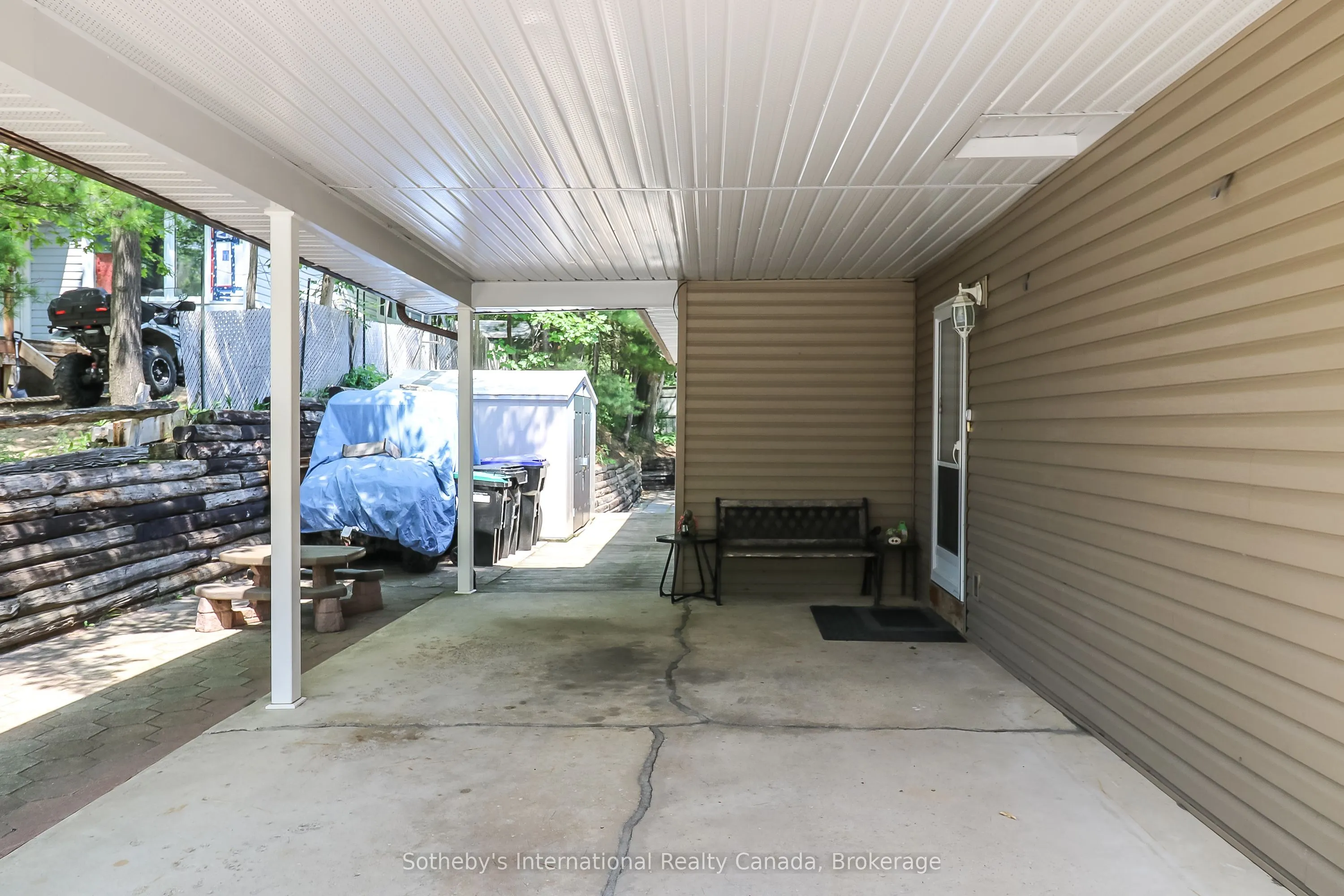 33 Parkwood Drive