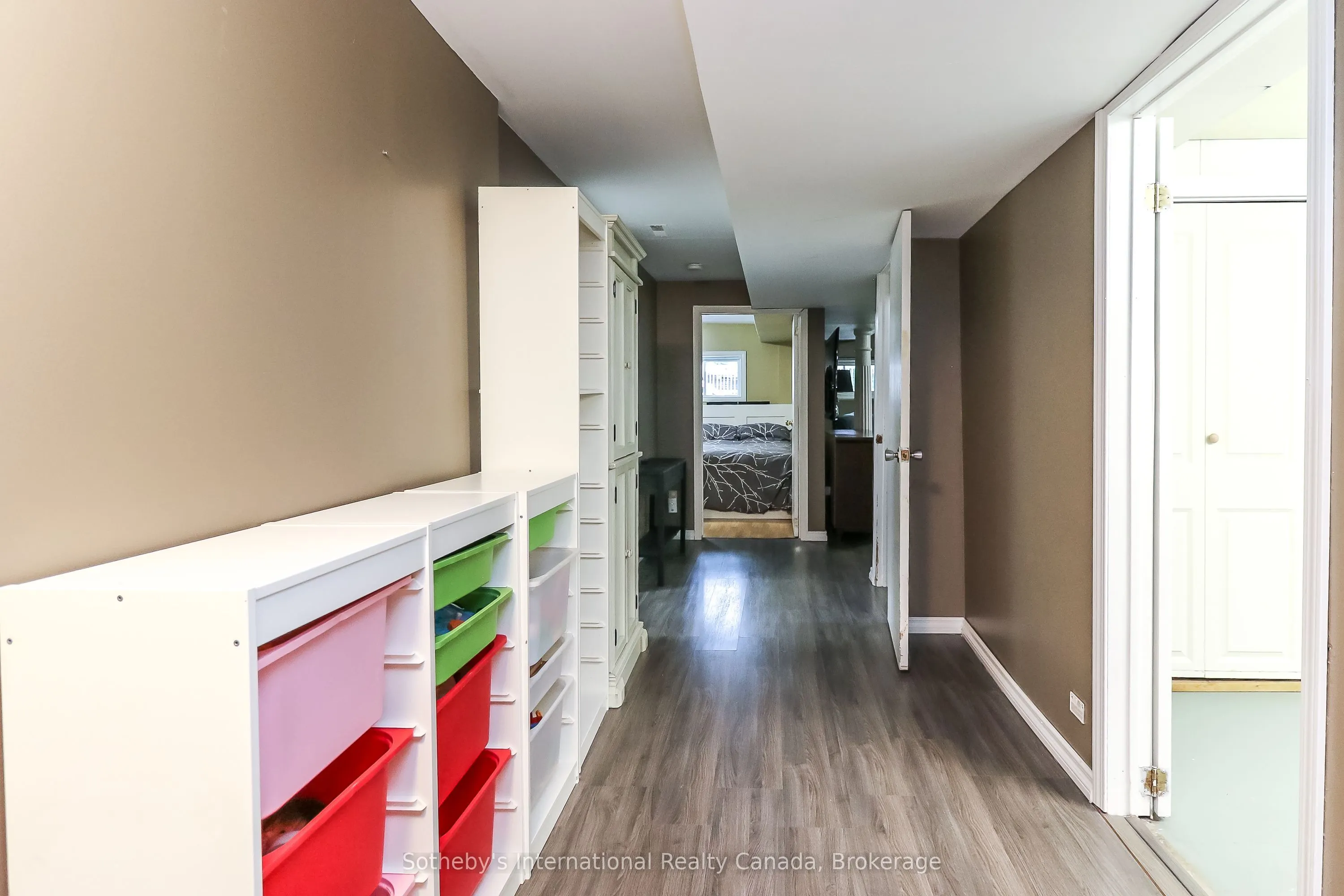 33 Parkwood Drive