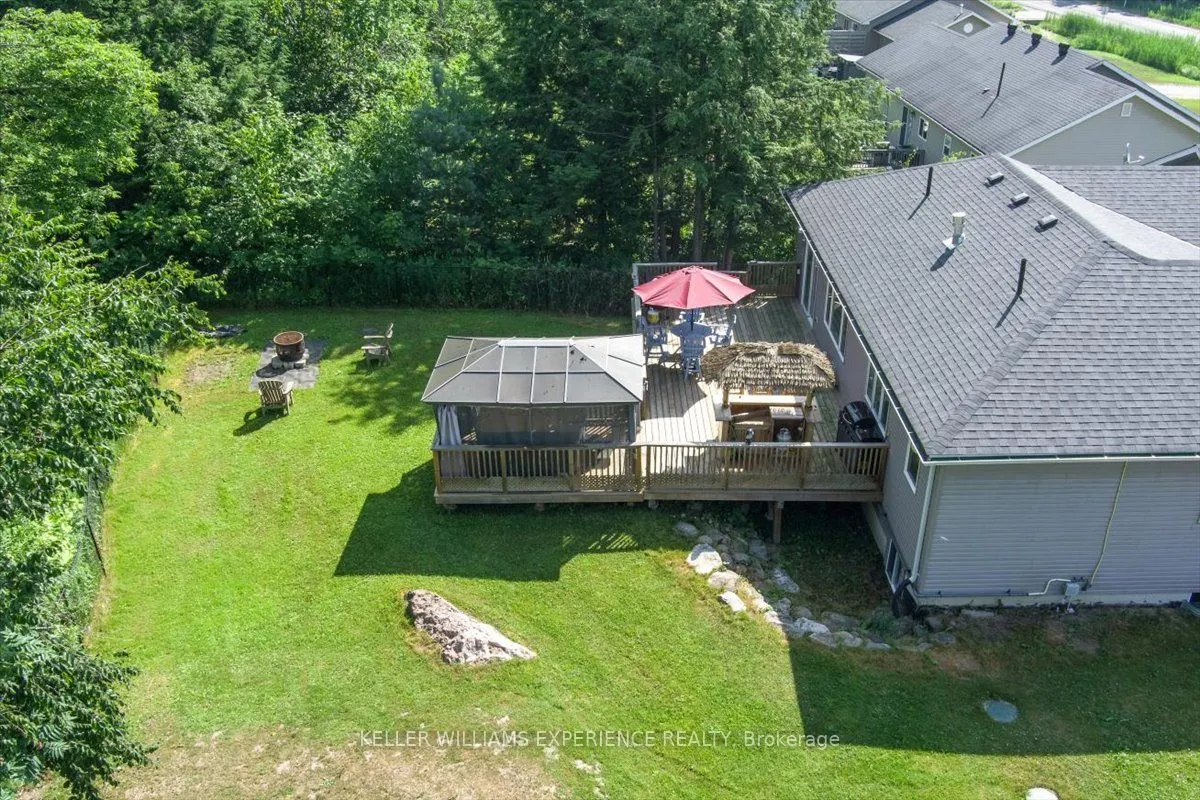 158 Moonstone Road E