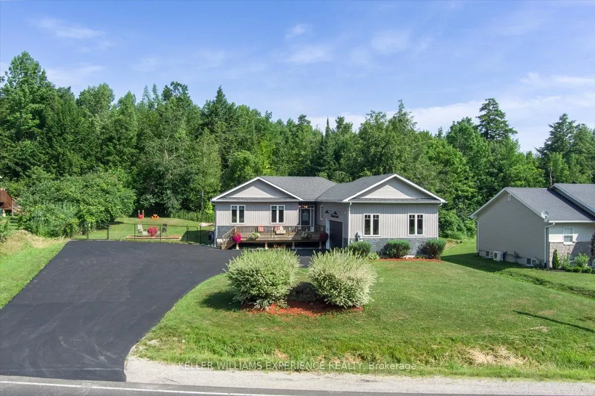 158 Moonstone Road E