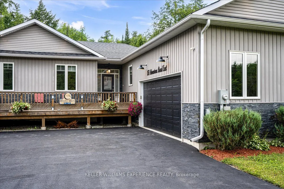 158 Moonstone Road E