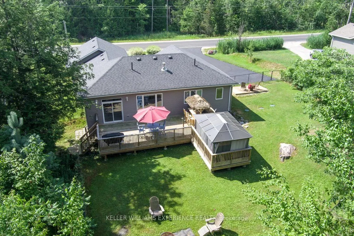 158 Moonstone Road E