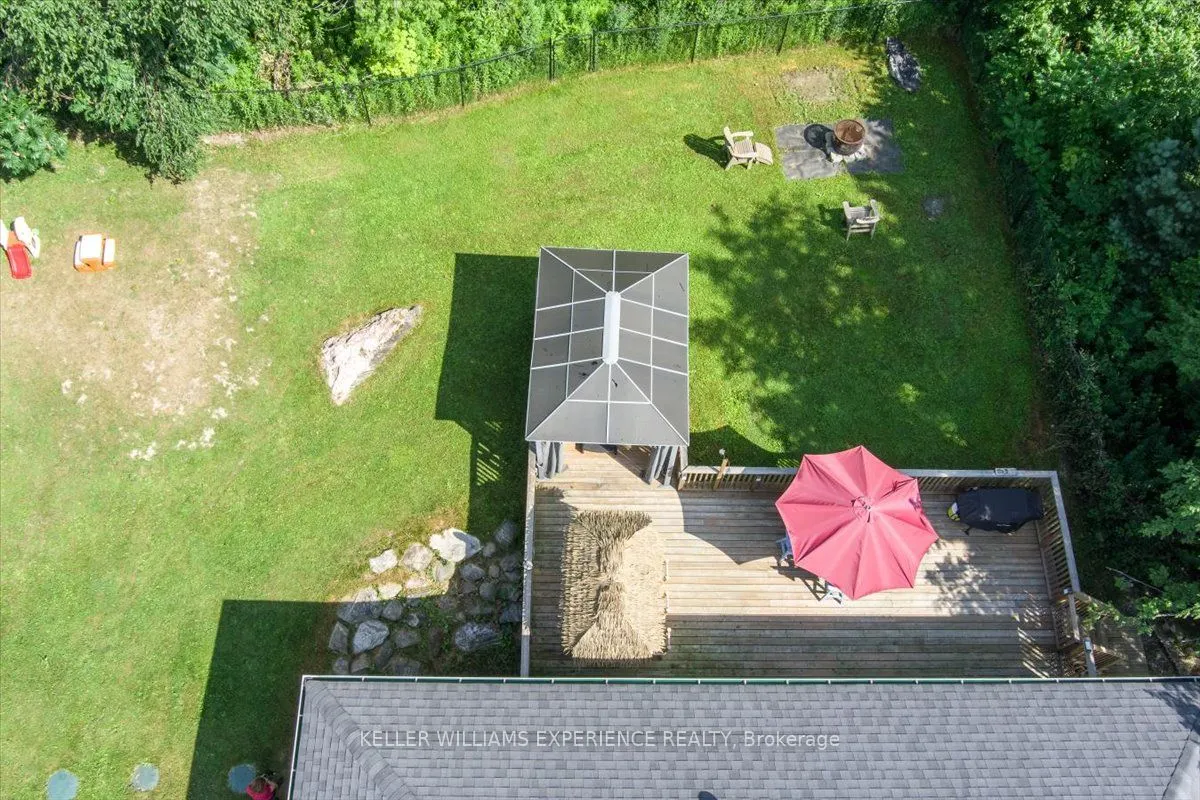 158 Moonstone Road E