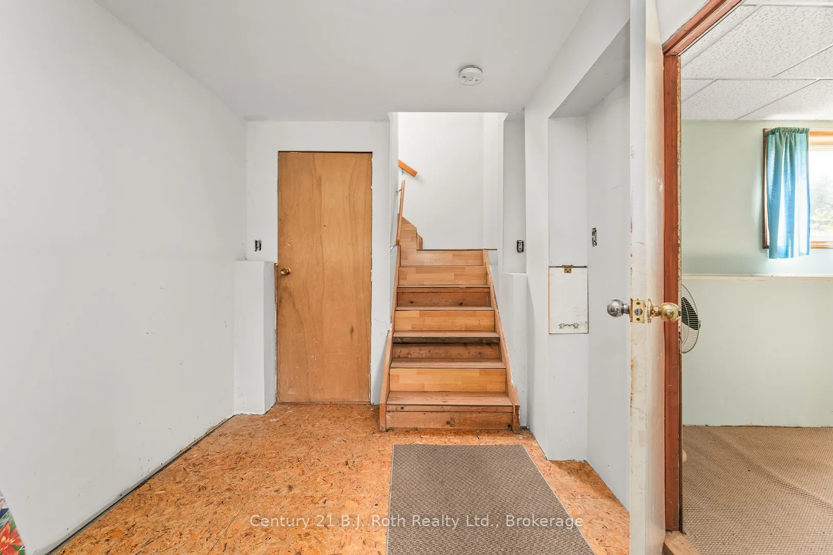 3338 Cox Drive