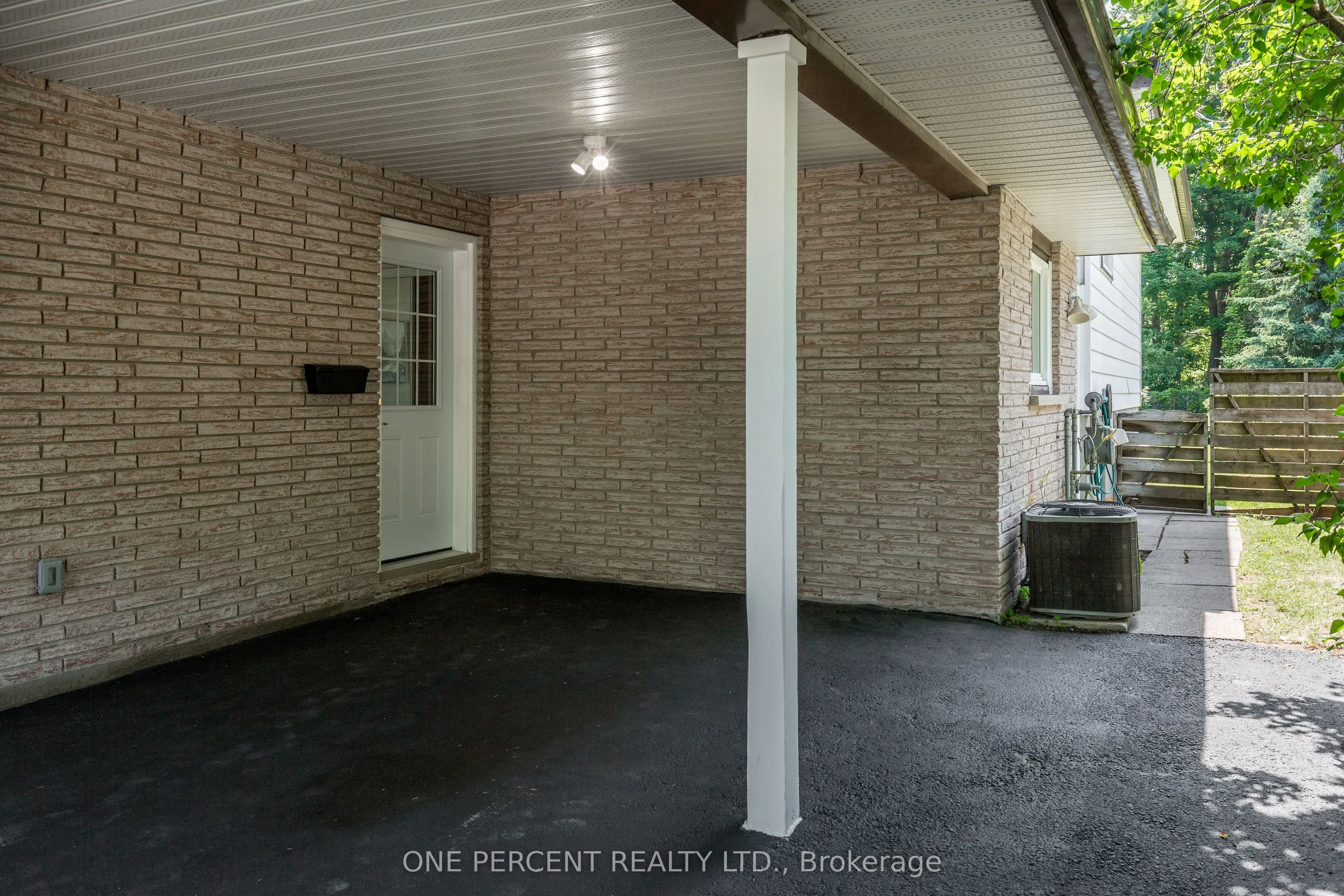 55 Fittons Road E