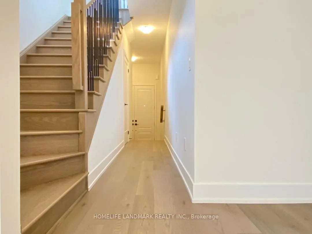 32 West Oak Trail