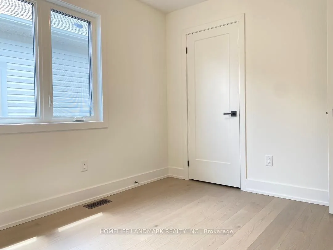 32 West Oak Trail