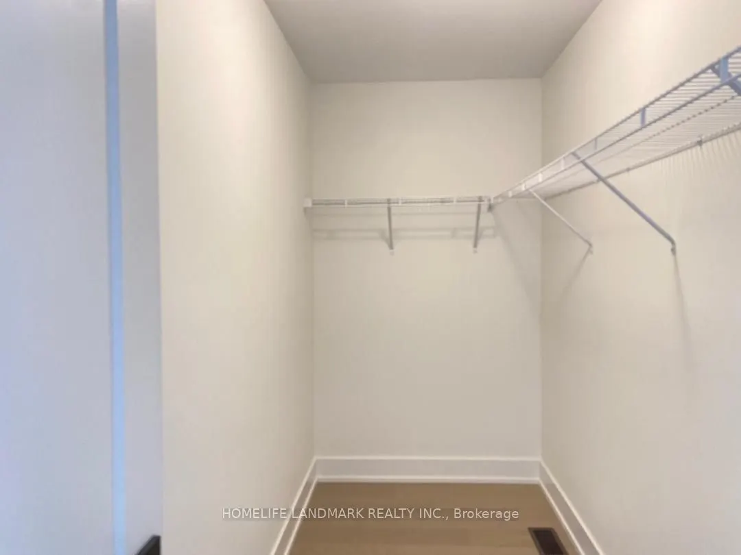 32 West Oak Trail