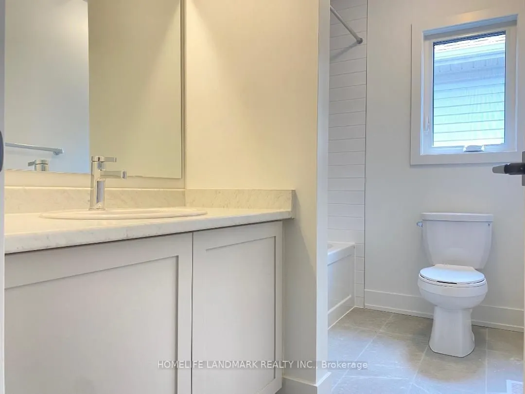 32 West Oak Trail