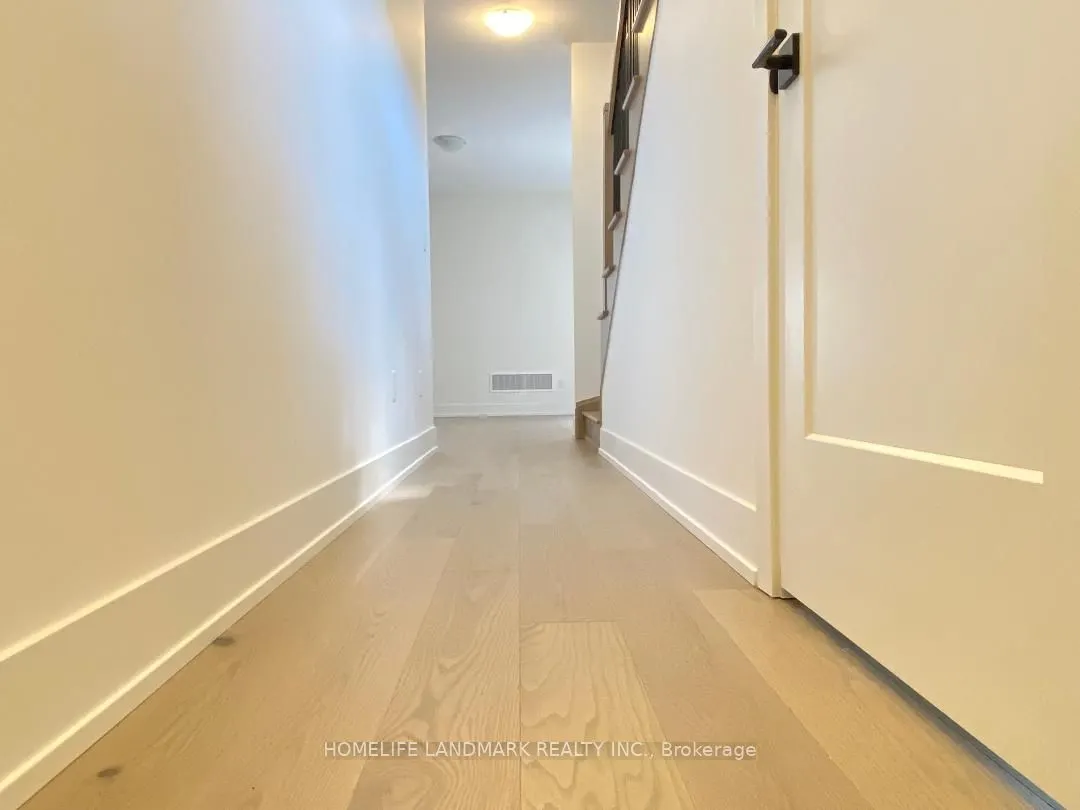 32 West Oak Trail