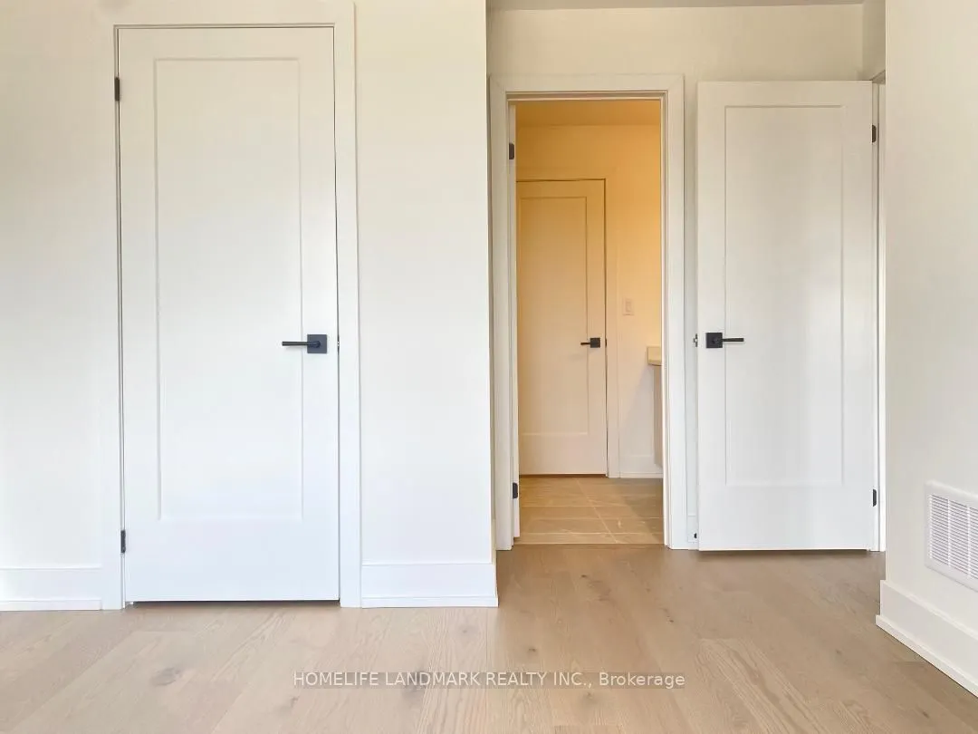 32 West Oak Trail