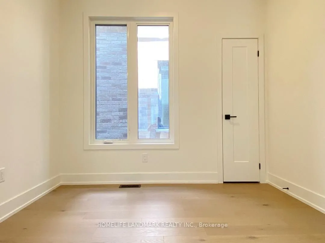 32 West Oak Trail