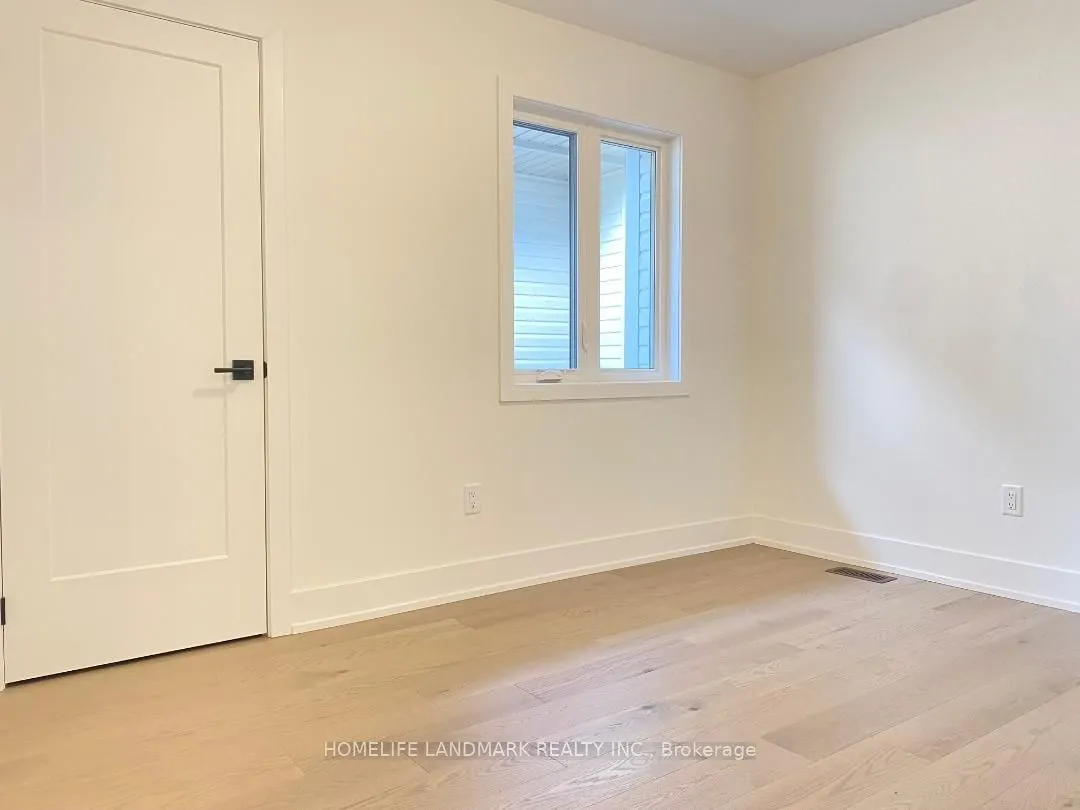 32 West Oak Trail