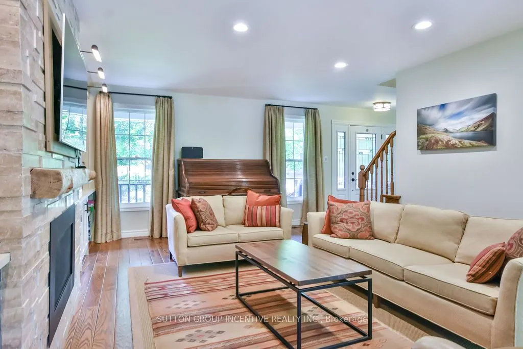 33 Alpine Way
