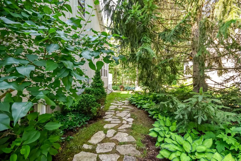 33 Alpine Way