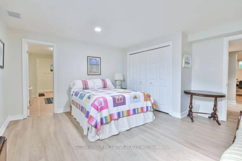 33 Alpine Way