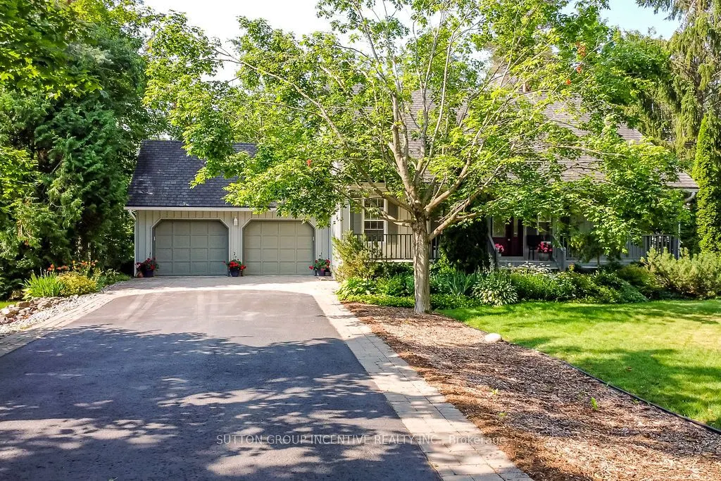 33 Alpine Way