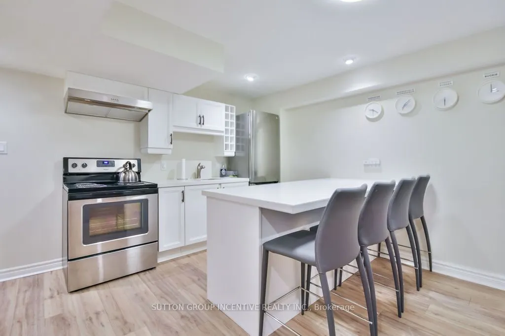 33 Alpine Way