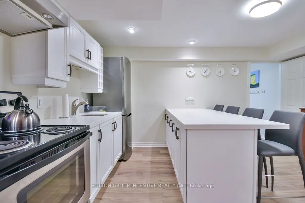 33 Alpine Way