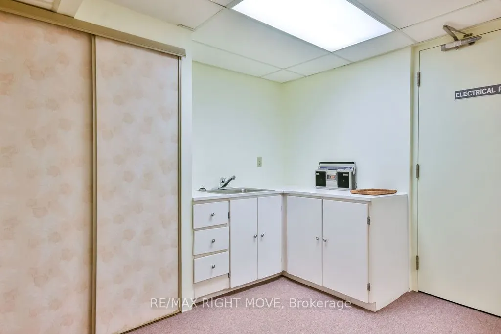 95 Matchedash Street N, #101