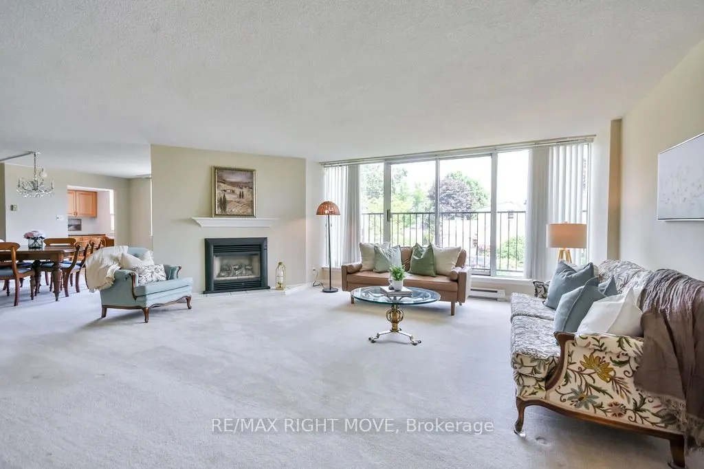 95 Matchedash Street N, #101