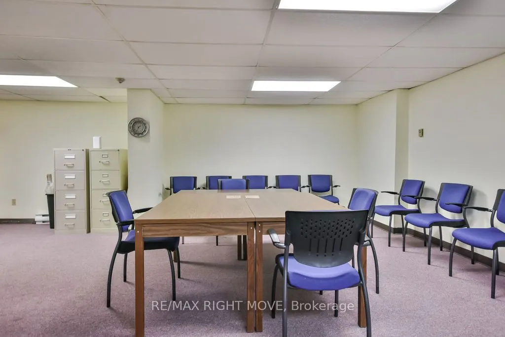 95 Matchedash Street N, #101