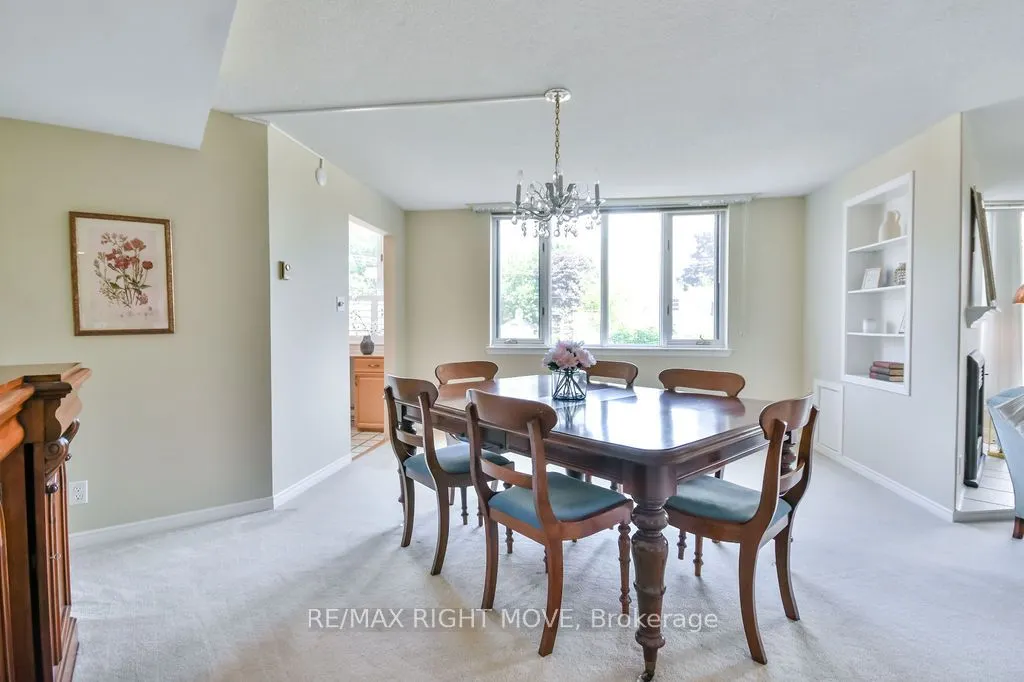 95 Matchedash Street N, #101