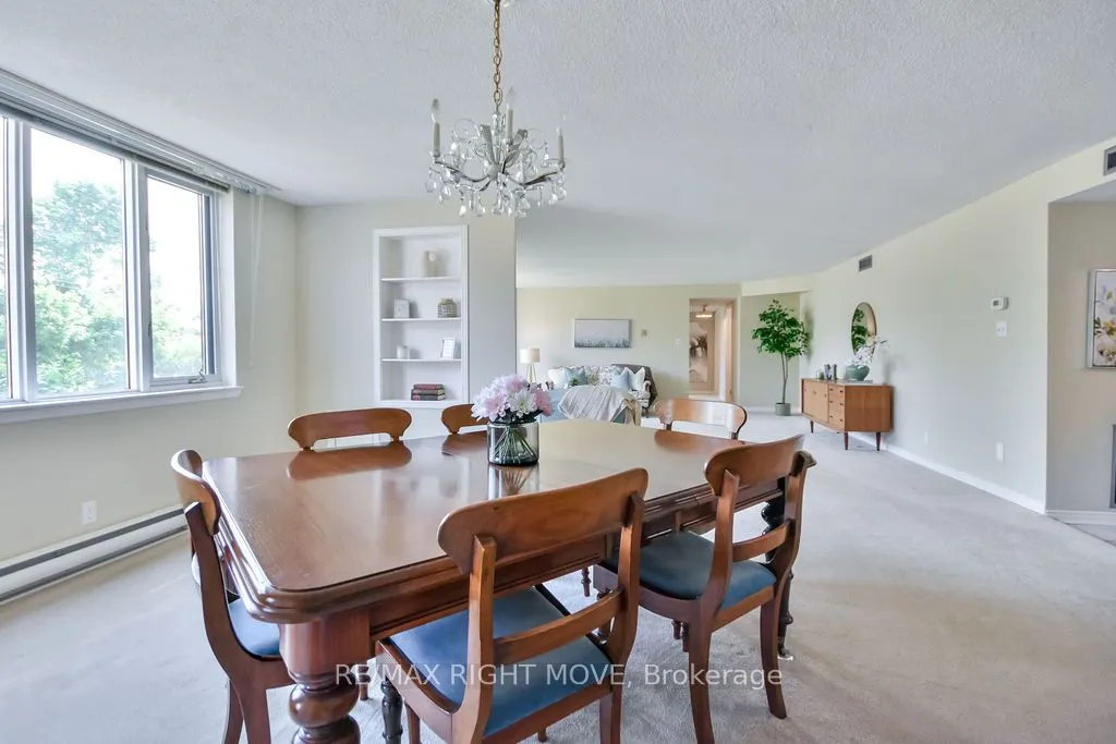 95 Matchedash Street N, #101