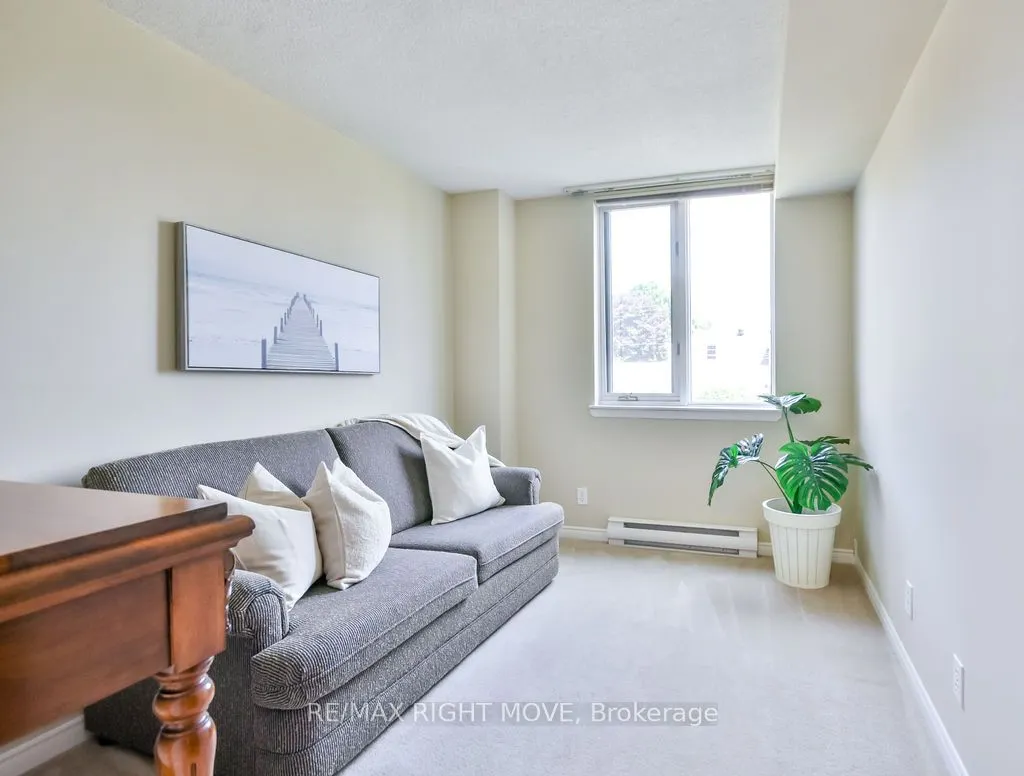 95 Matchedash Street N, #101