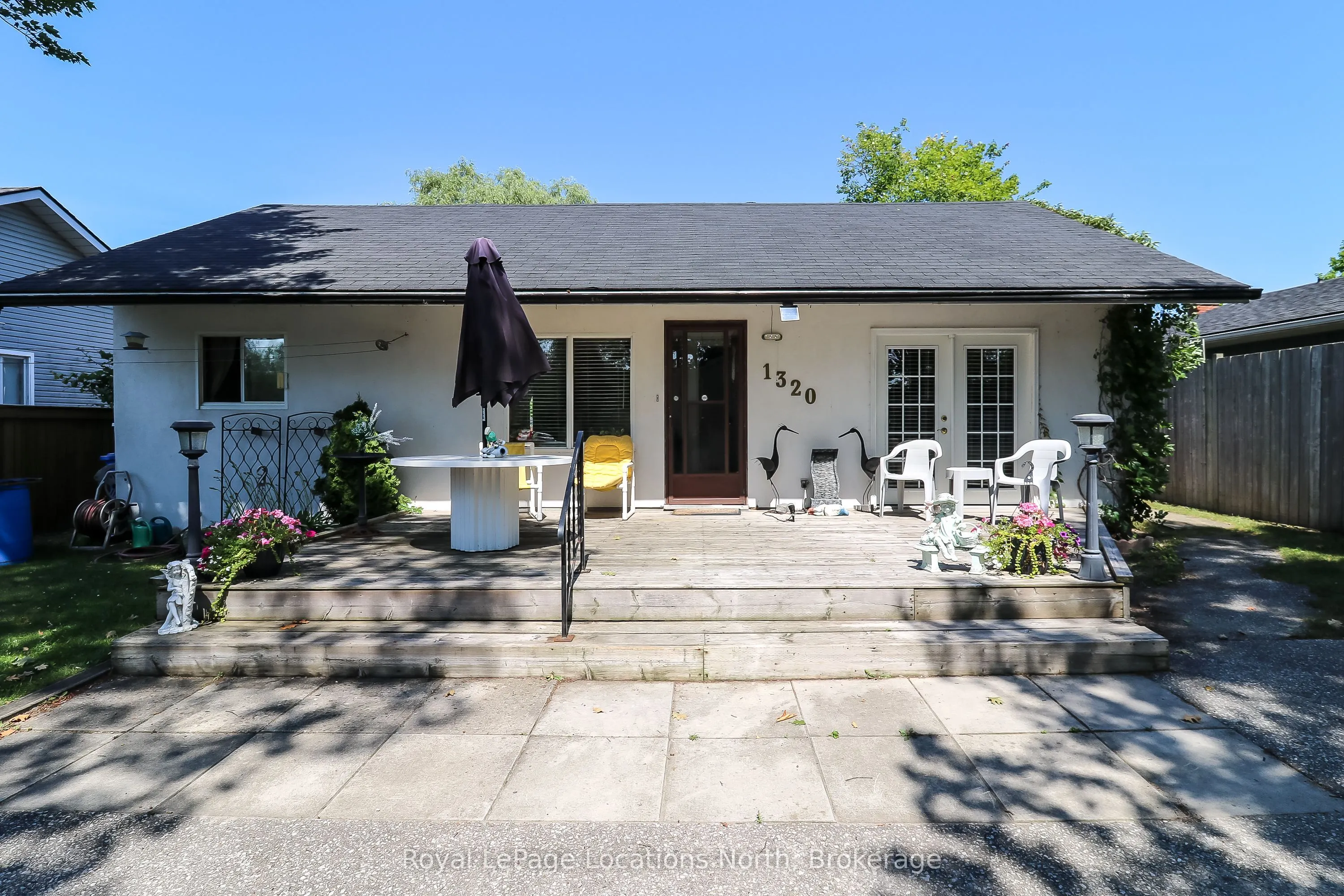 1320 River Road W