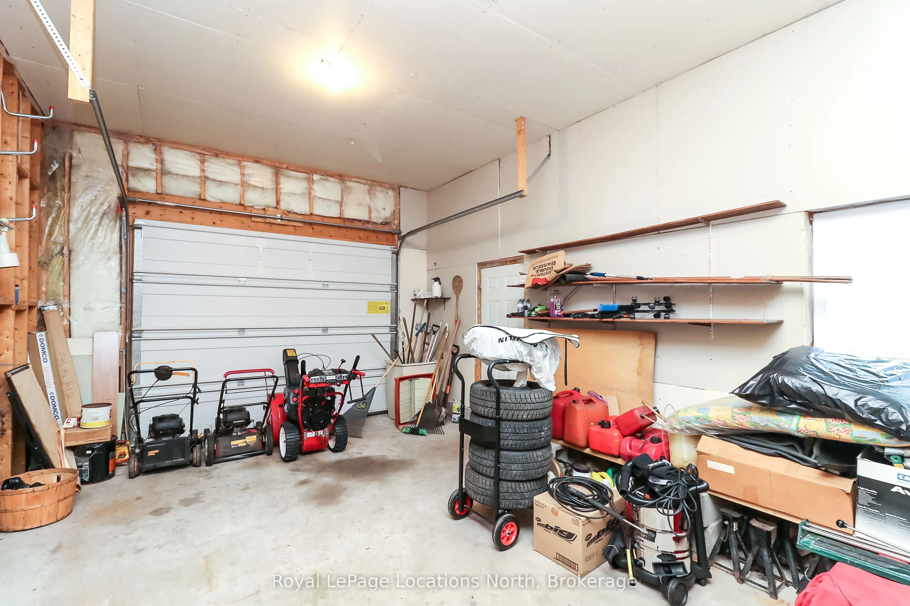 1320 River Road W