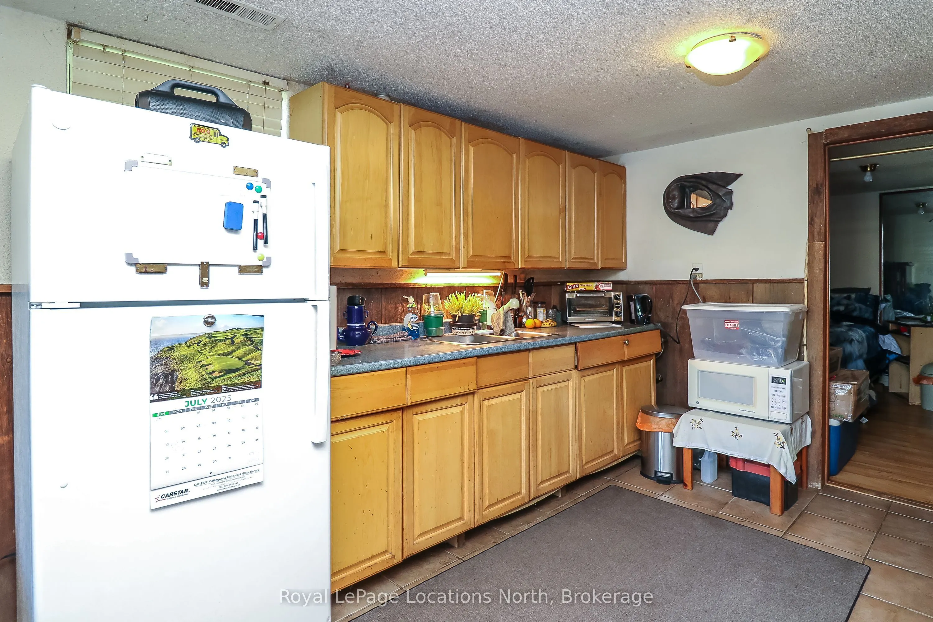 1320 River Road W
