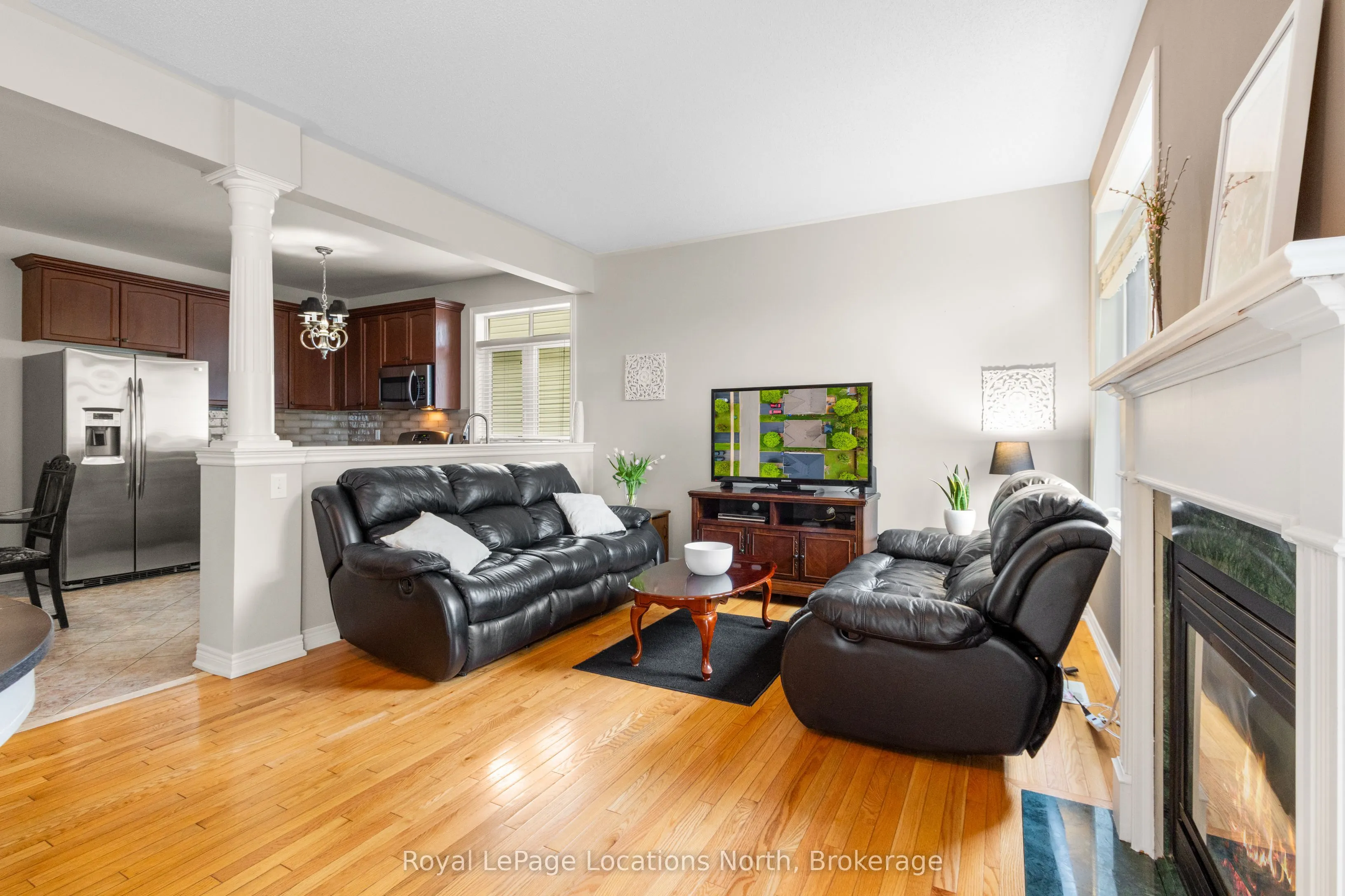 8 Broadpoint Street