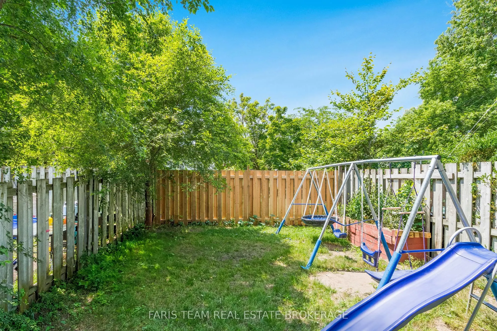 233 Innisfil Street, #19