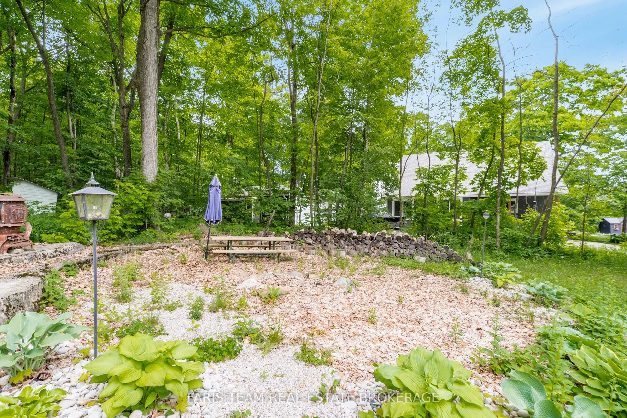 365 Robins Point Road