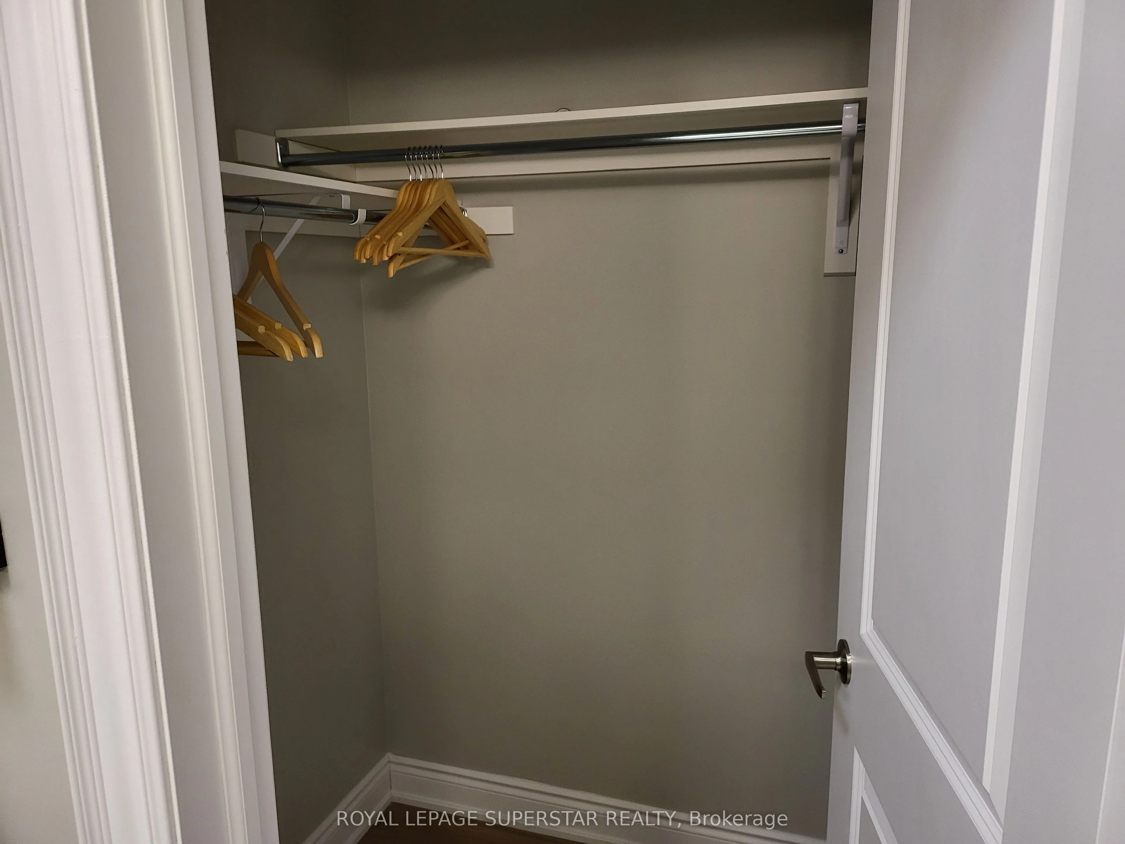 13 Eberhardt Drive