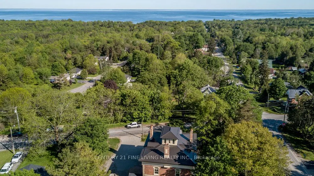 1614 Ridge Road E, #202