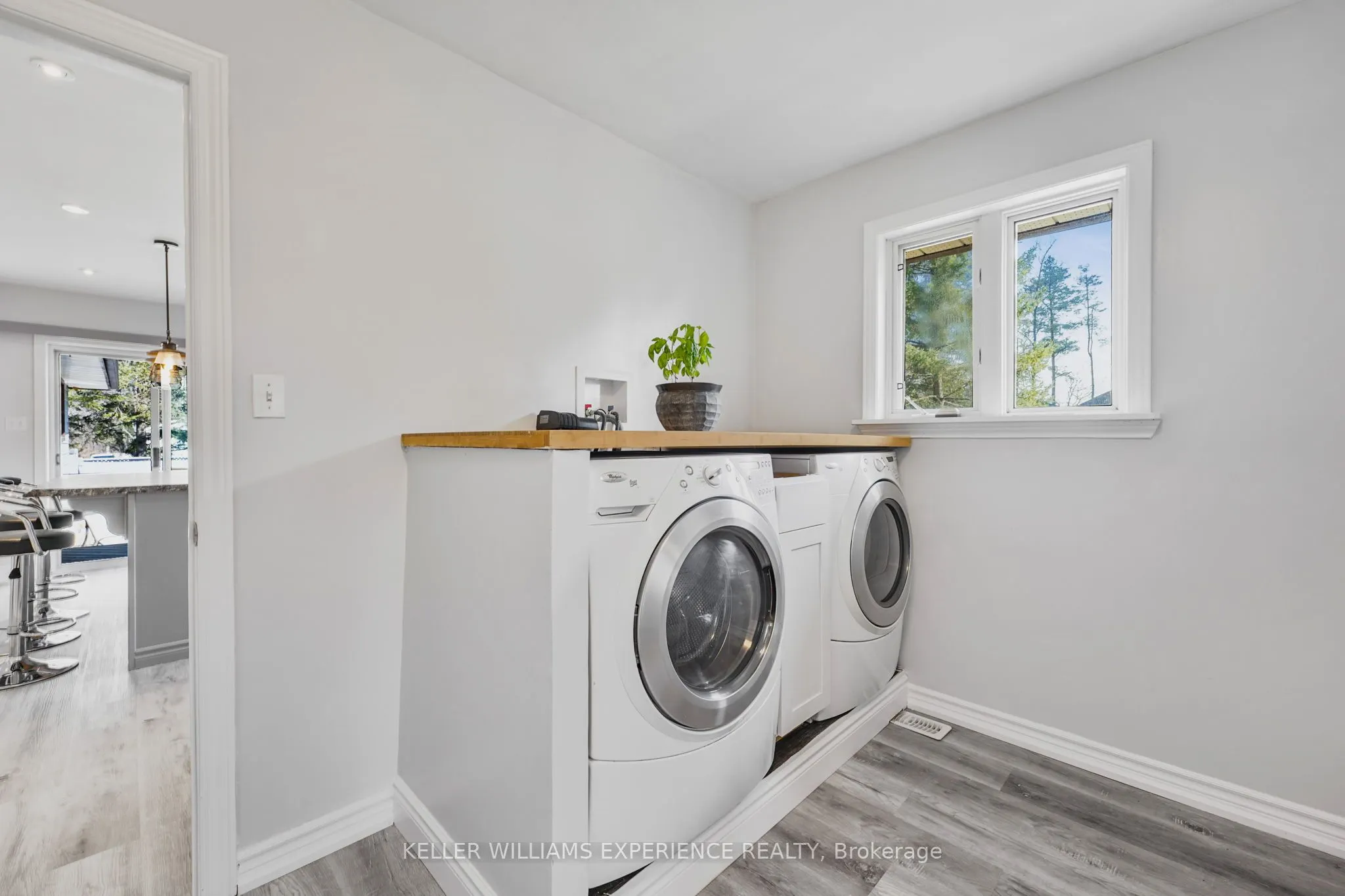 25 LAMERS Crescent