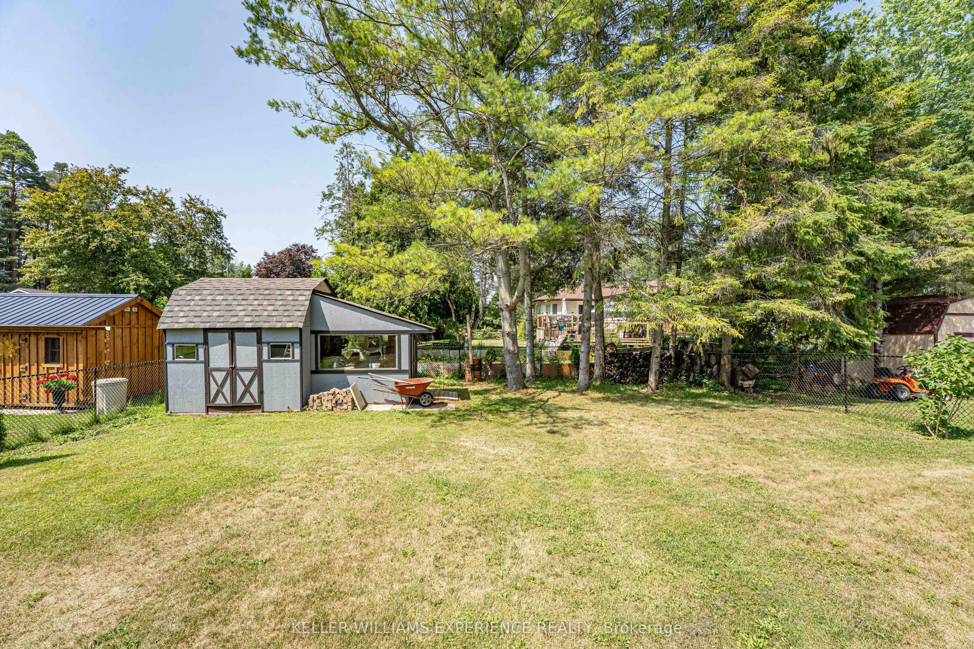 25 LAMERS Crescent