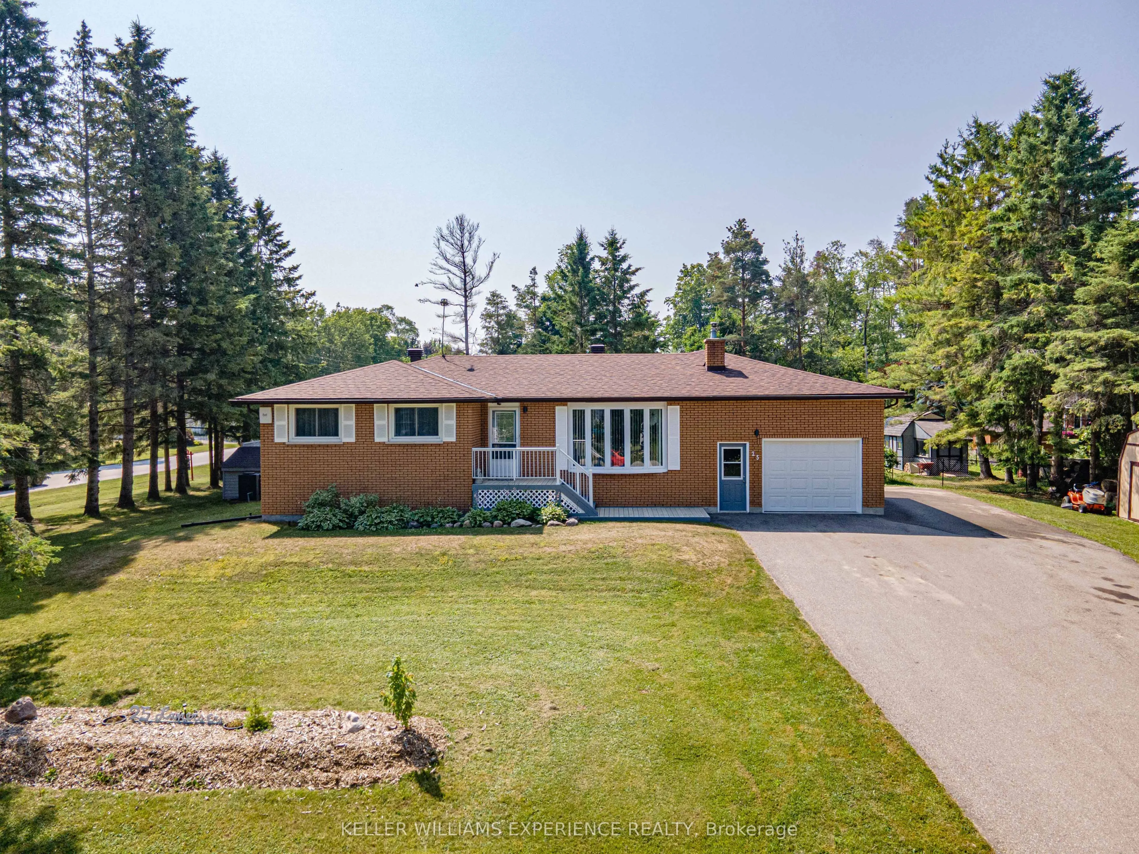 25 LAMERS Crescent