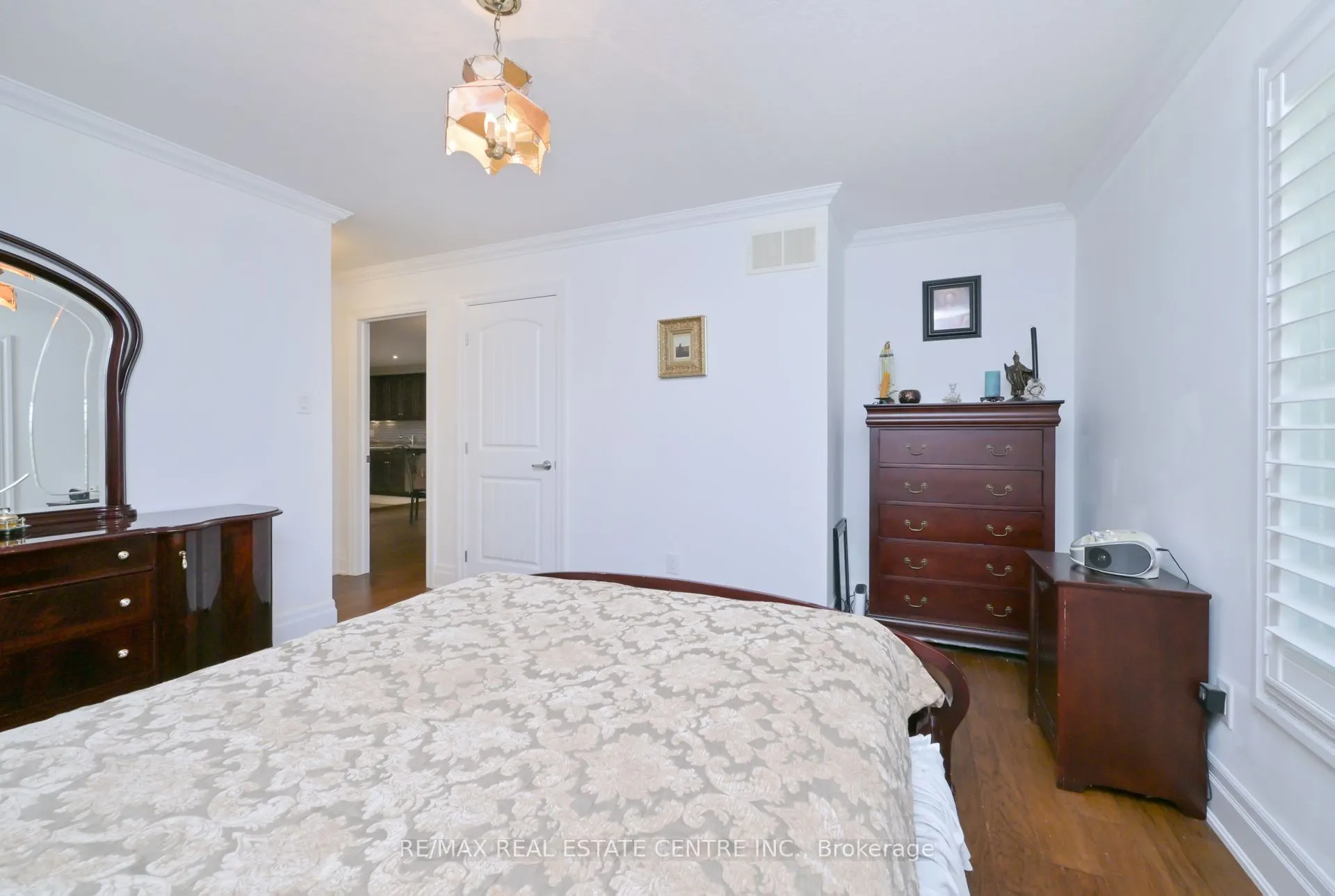 37 Garden Grove Crescent
