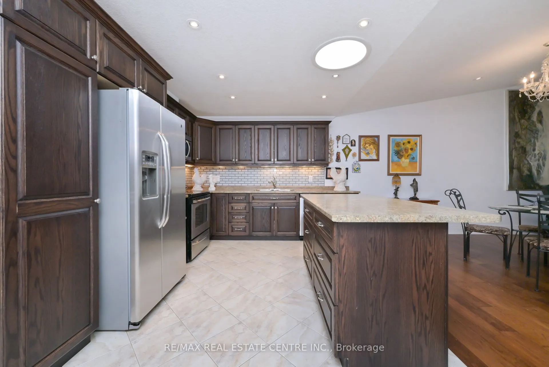 37 Garden Grove Crescent