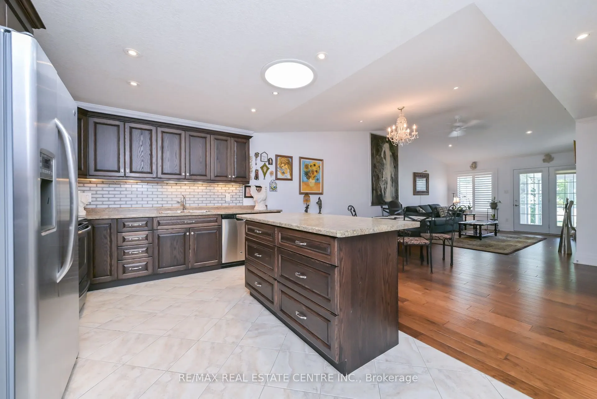 37 Garden Grove Crescent