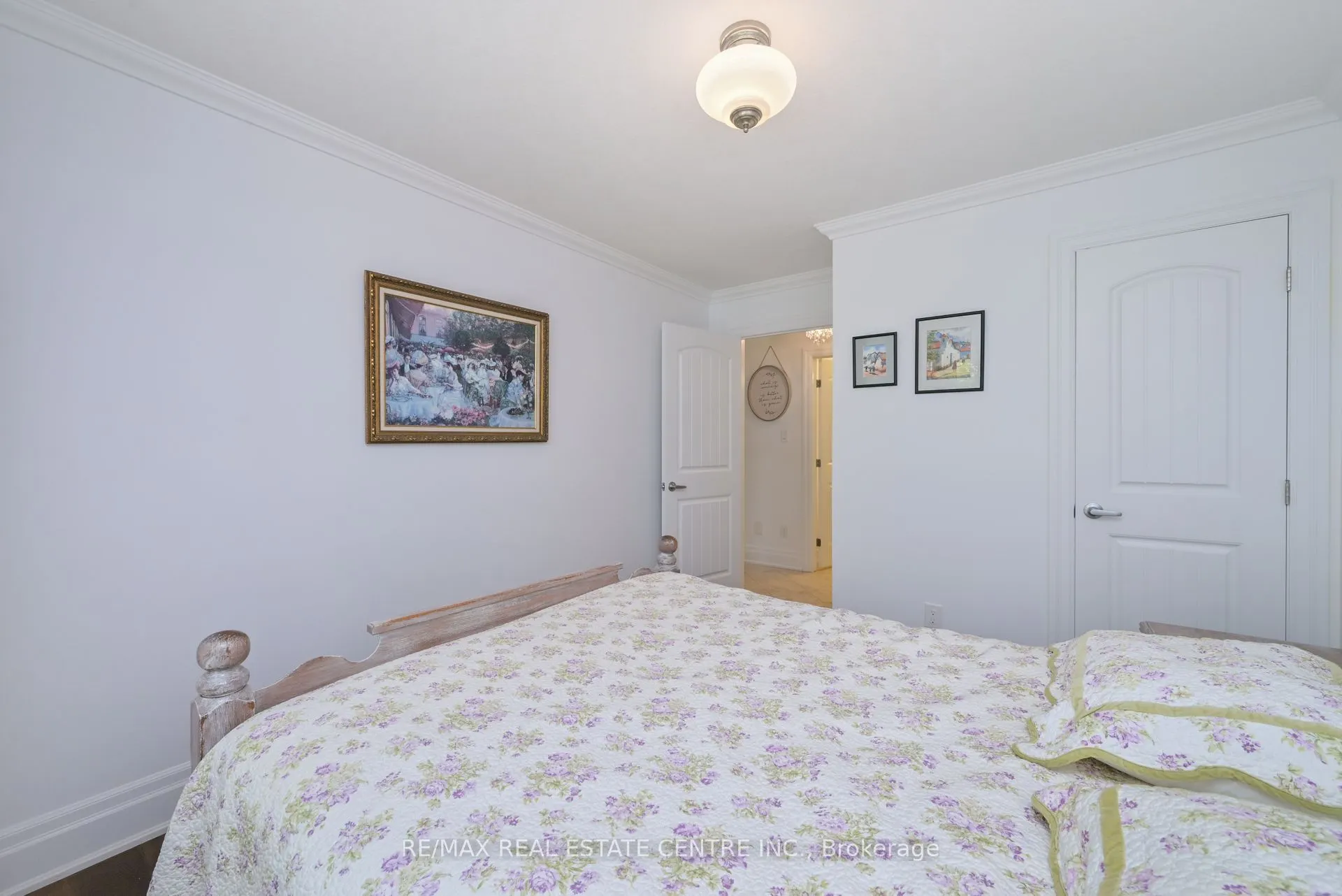 37 Garden Grove Crescent