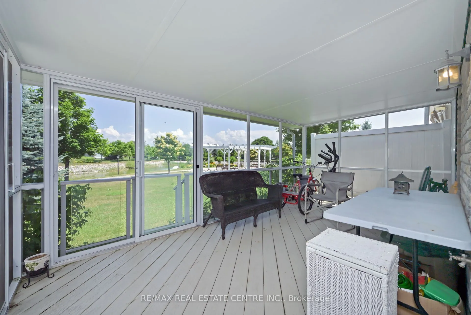 37 Garden Grove Crescent