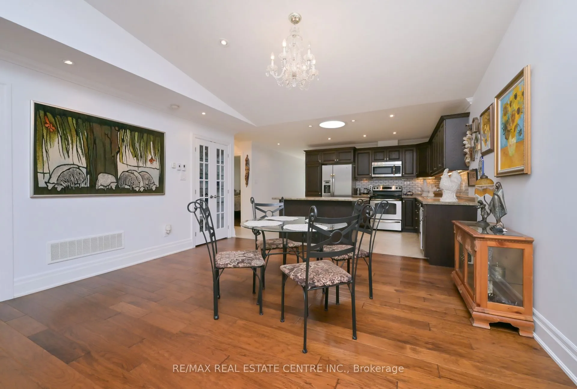 37 Garden Grove Crescent