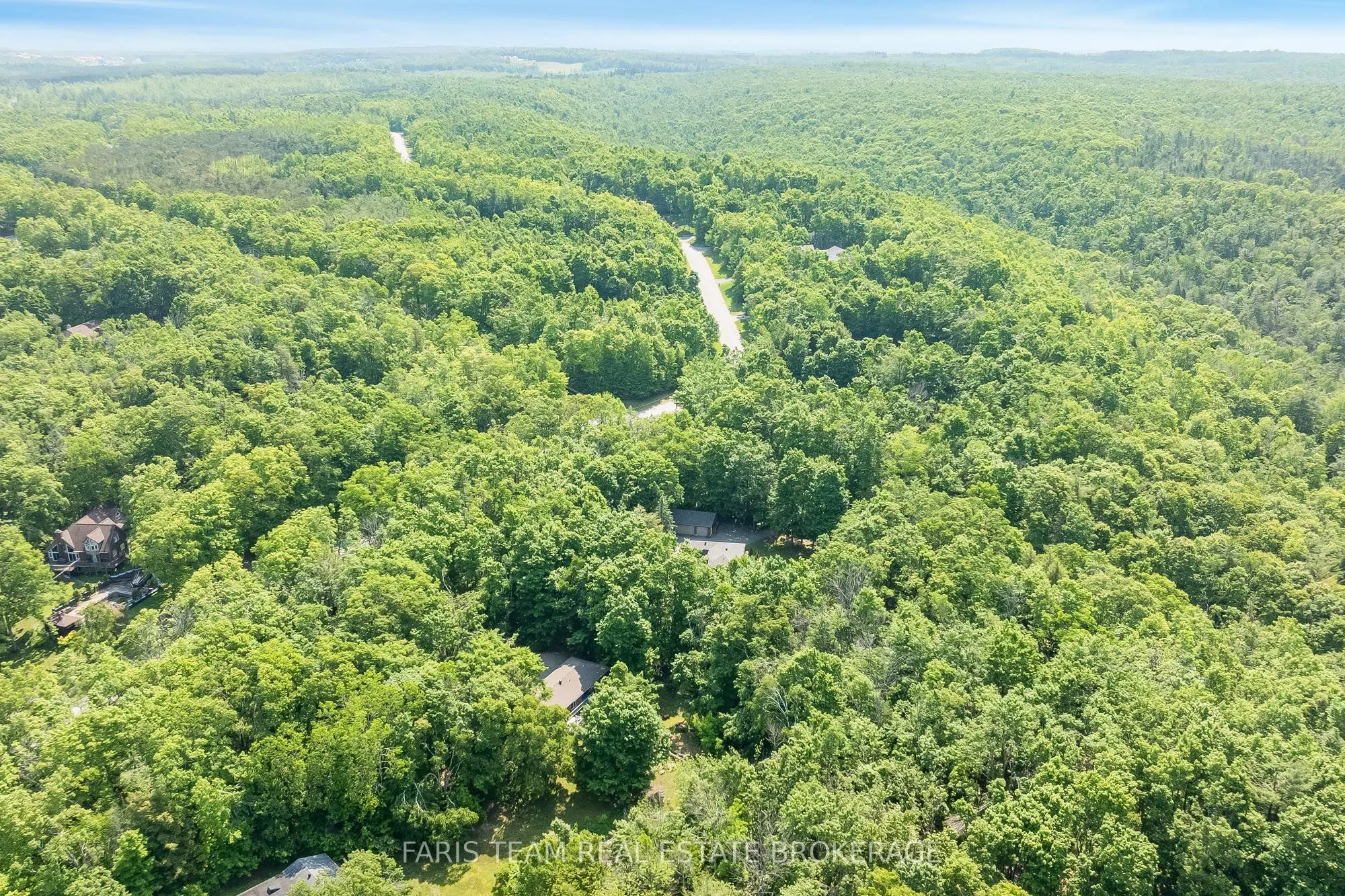2 Woodland Crescent