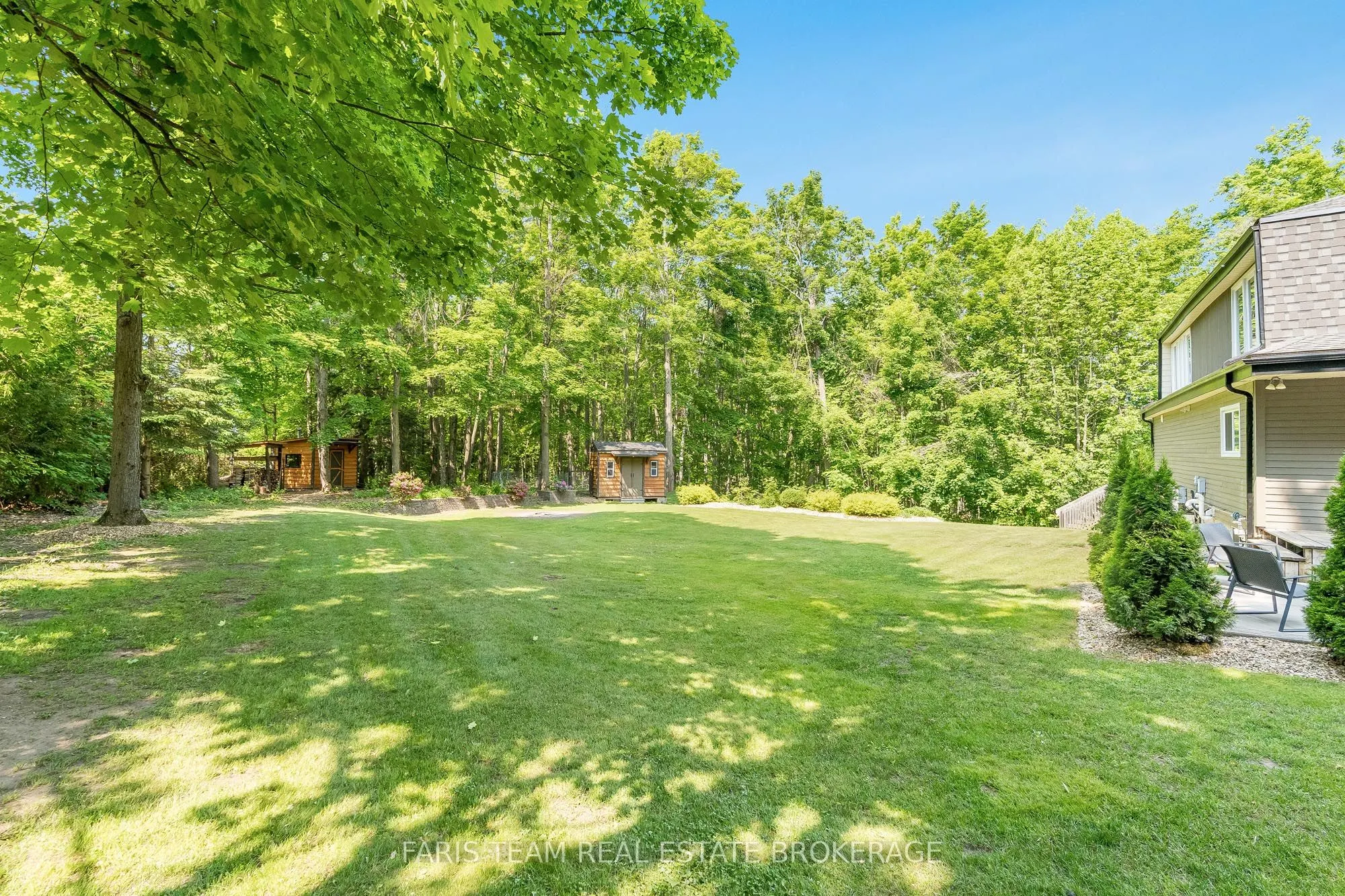 2 Woodland Crescent