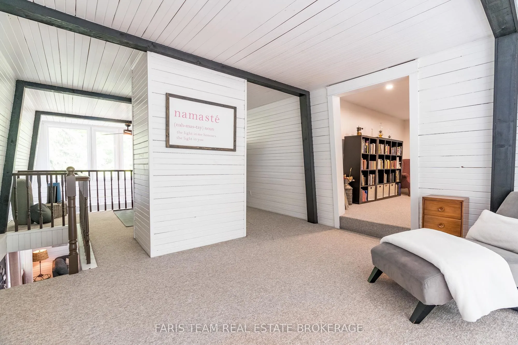2 Woodland Crescent